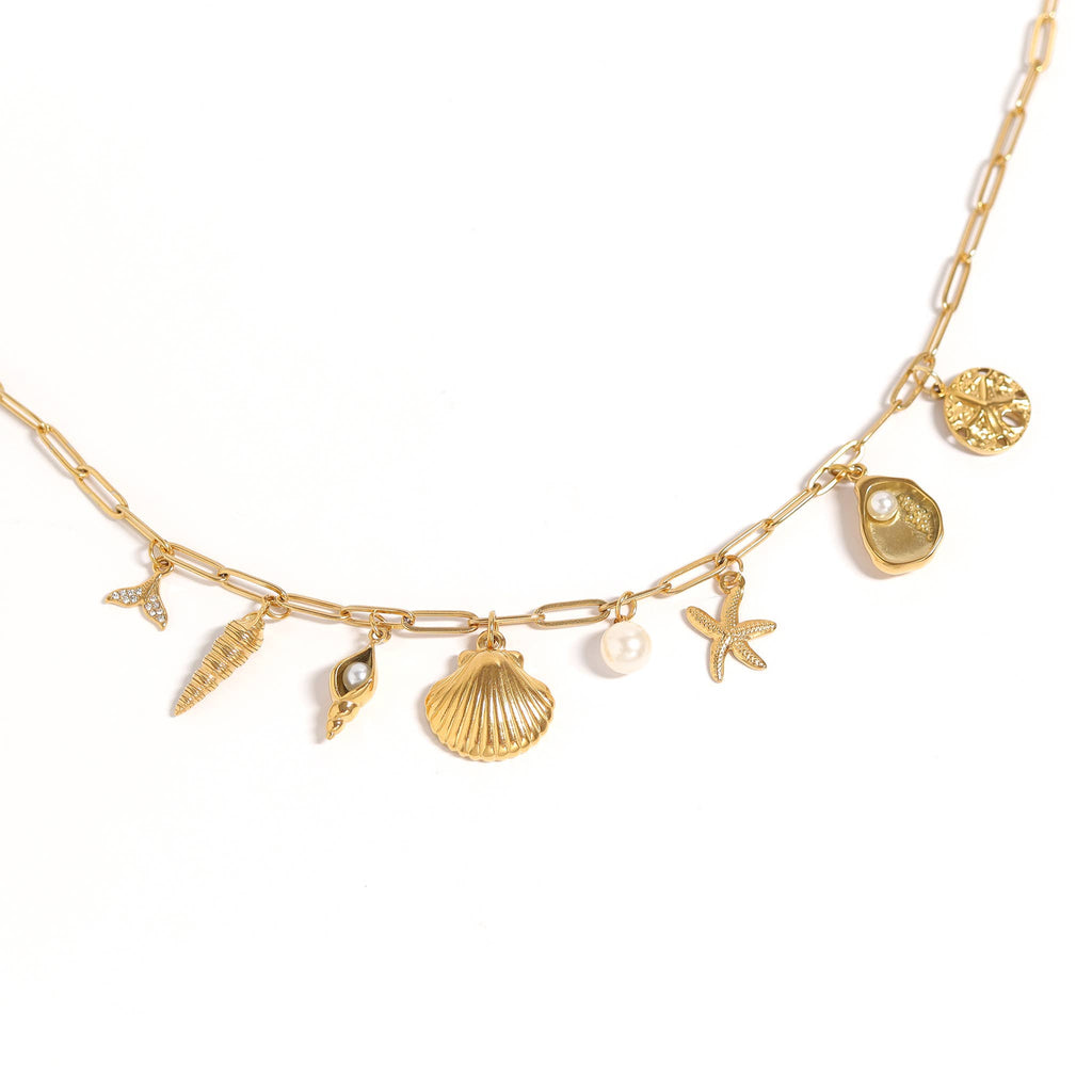 8mm Glass Pearl Charms: Kiska / Gold