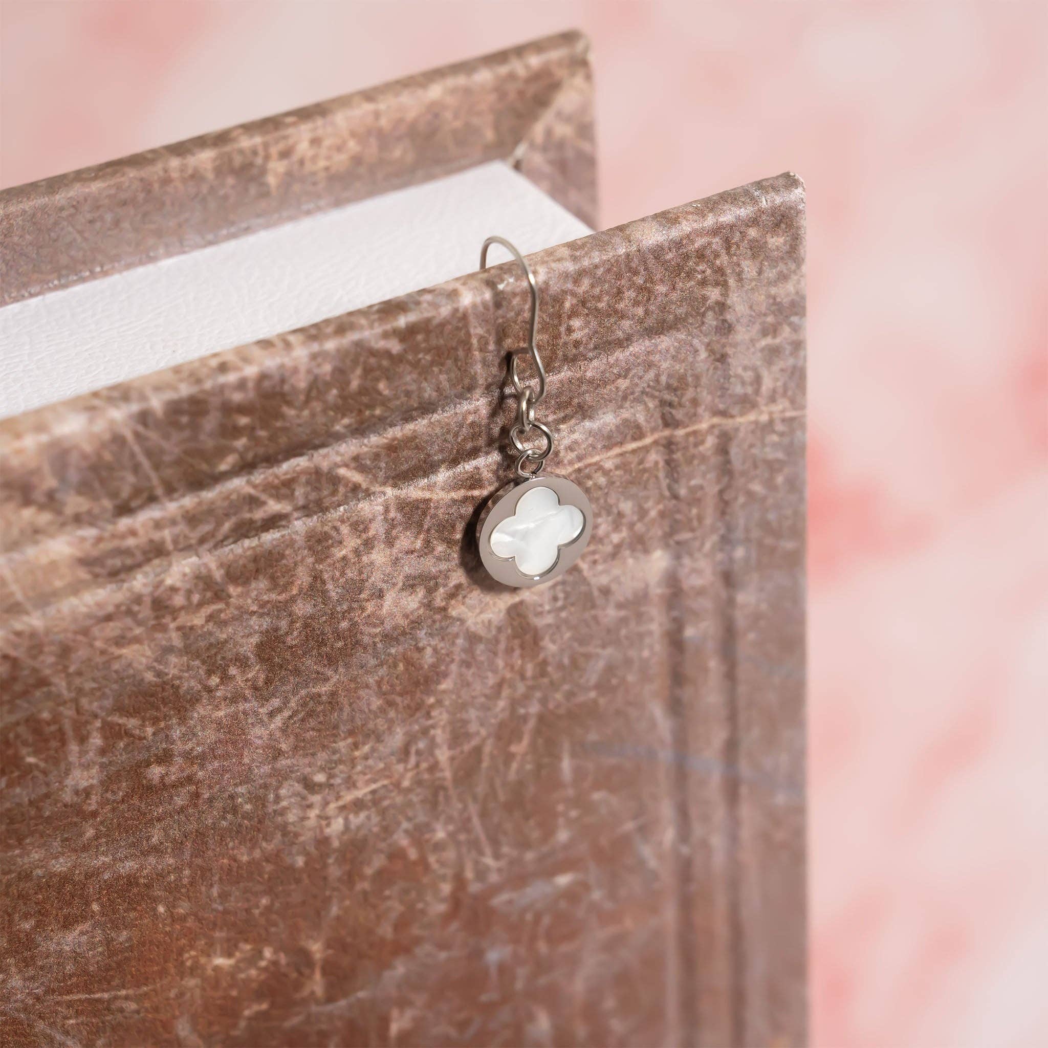 18K Gold PVD Stainless Steel Mother Of Pearl Floral Charm: Gold