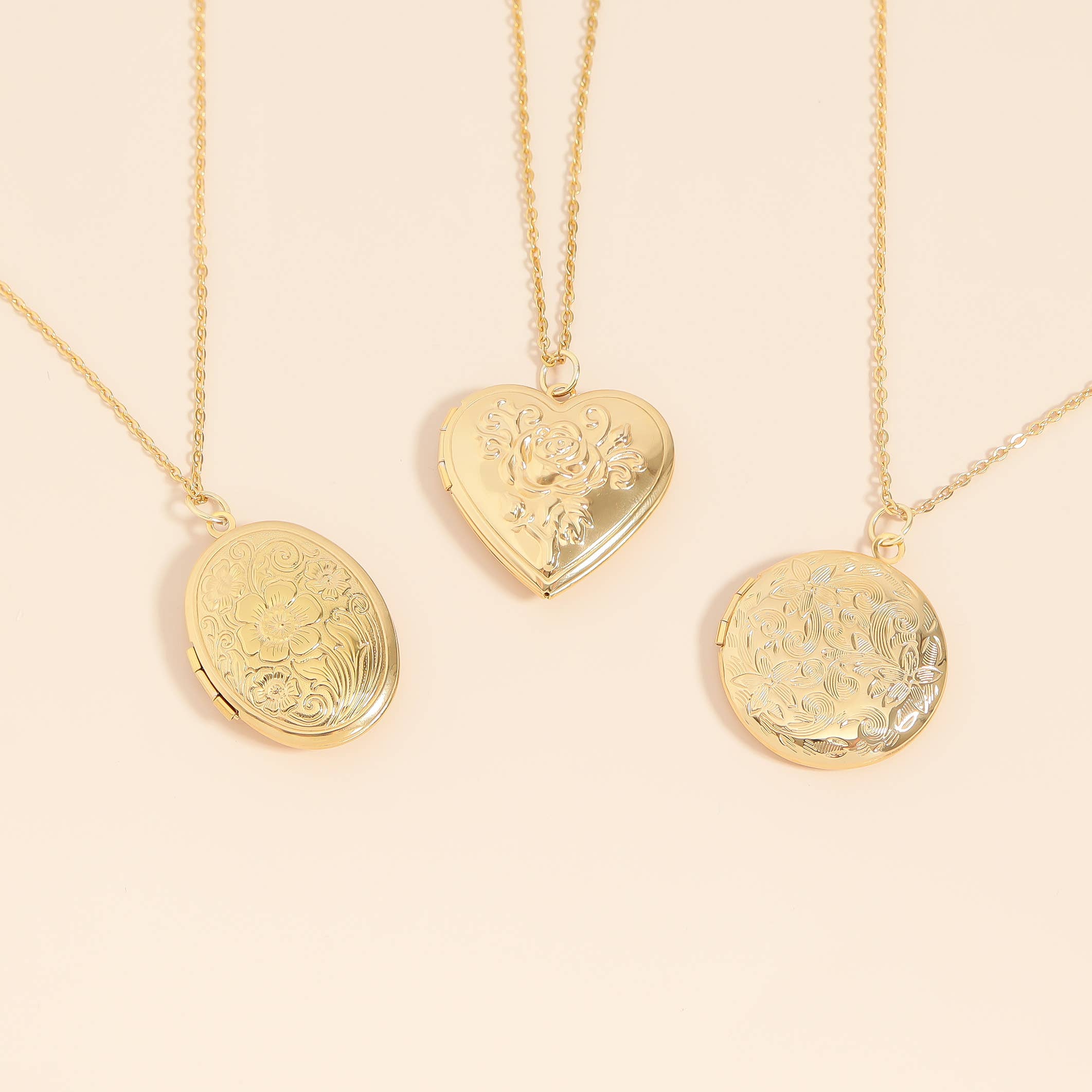 18K Gold PVD Stainless Steel Rose Heart Locket: Gold