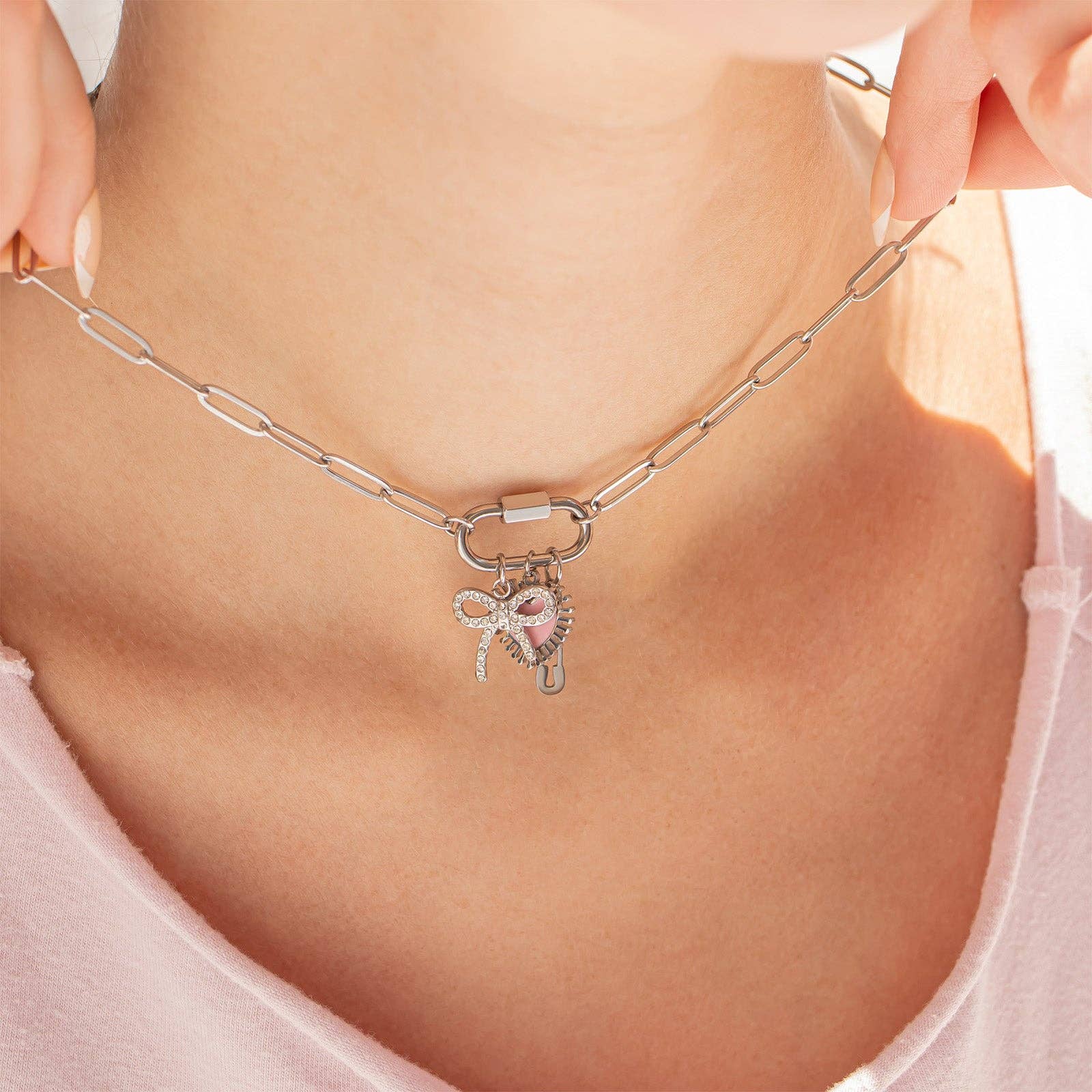 18K Gold PVD Paperclip Carabiner Necklace: Gold / 18+2"
