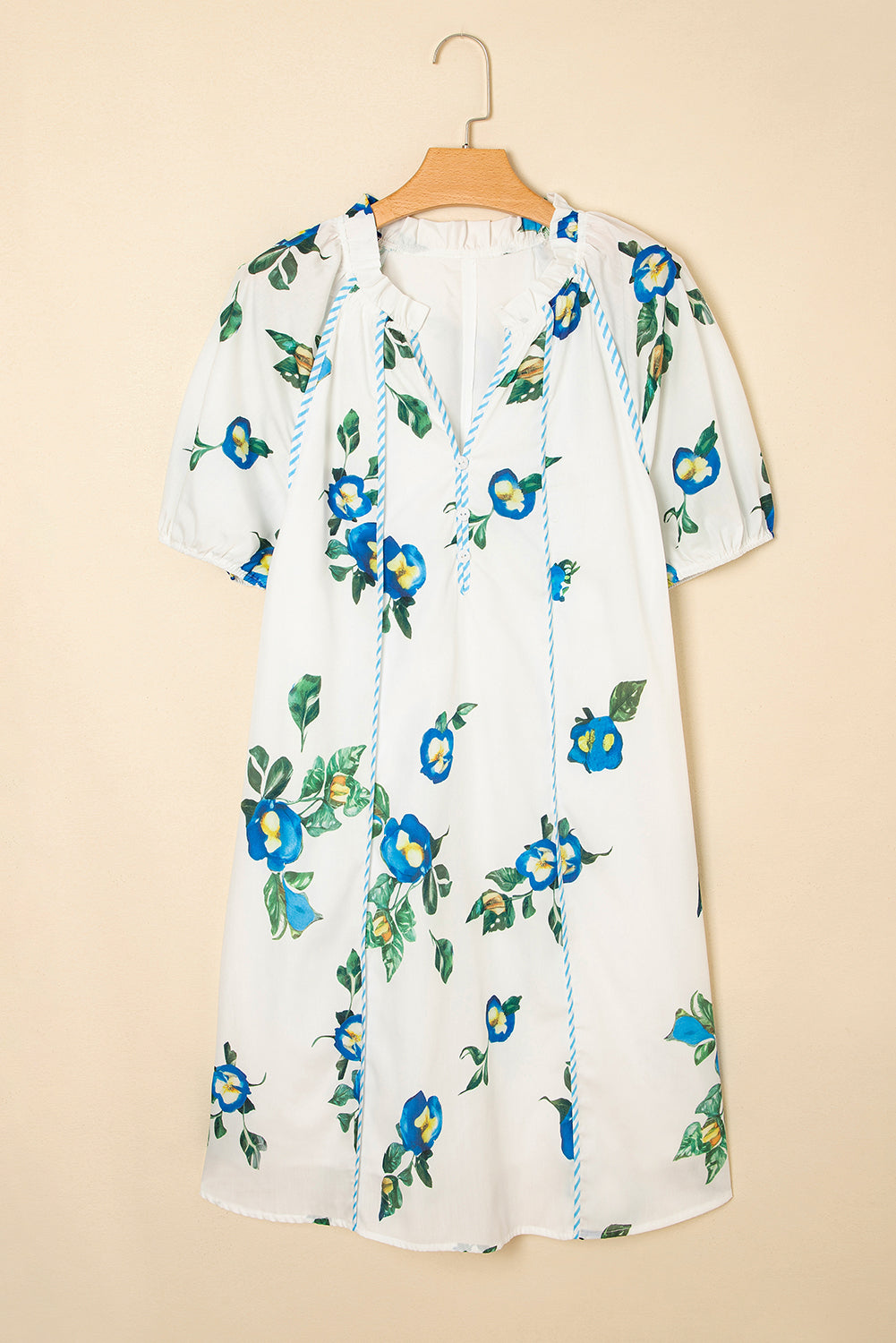 White Plus Size Floral Puff Sleeve Dress