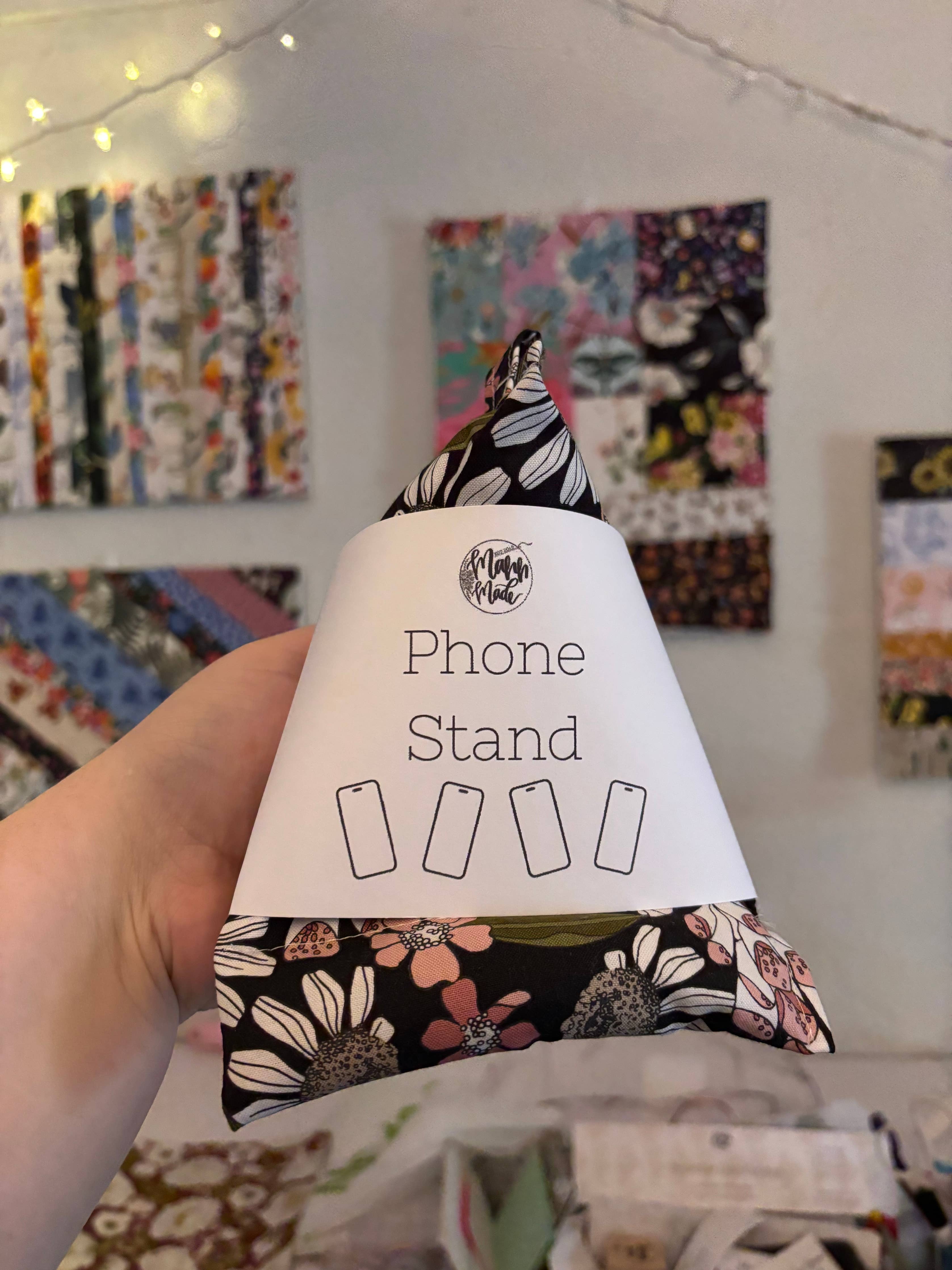 Phone Stands: Dairy farm