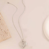 18K STAINLESS STEEL TARNISH FREE LOCKET NECKLACE | 40NK410: GOLD