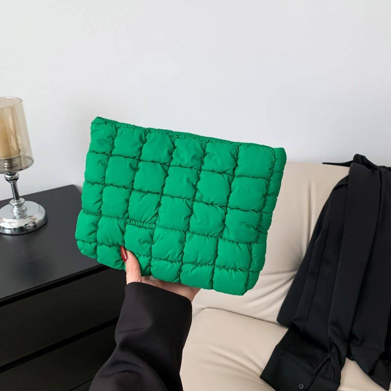 QUILTED PUFFY COSMETIC MAKEUP POUCH CLUTCH BAG | 40P538: Beige