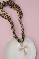 HANDMADE SCARF CHARM NECKLACE | 80N91790: N