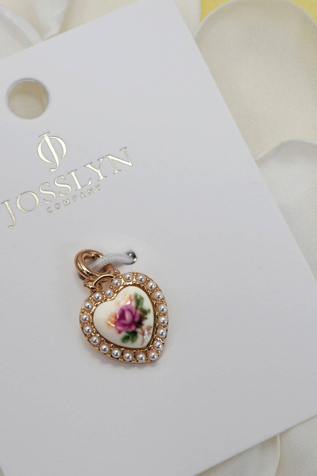 CHARM-PORCELAIN BOW CHERRY WITH SPRING RING CLASP | 80CM1101: HEART ROSE QUARTZ