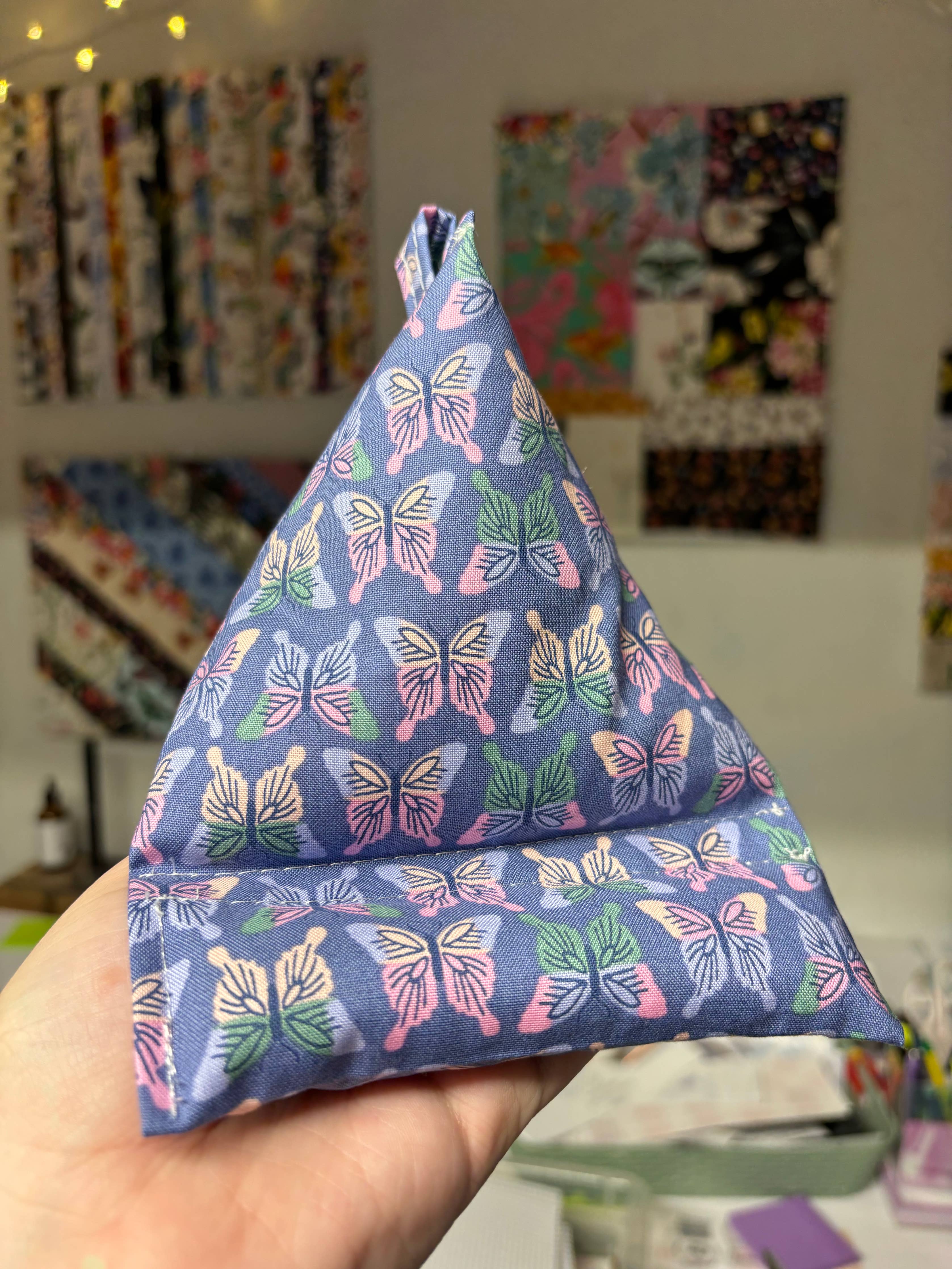 Phone Stands: Dairy farm