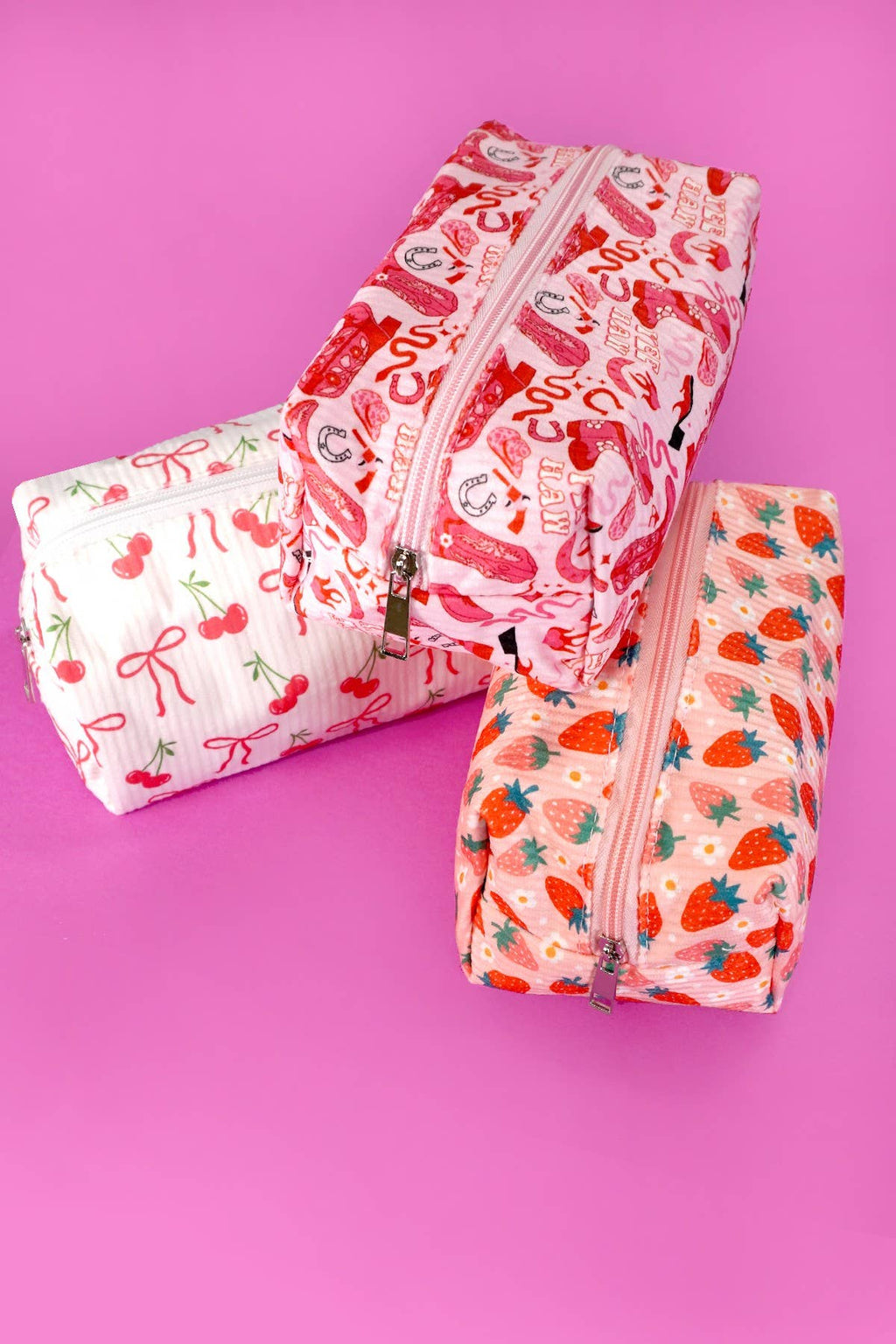 STRAWBERRY WESTERN BOW MAKEUP COSMETIC POUCH BAG | 40P544: RED STRAWBERRY