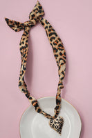 HANDMADE SCARF CHARM NECKLACE | 80N91790: N