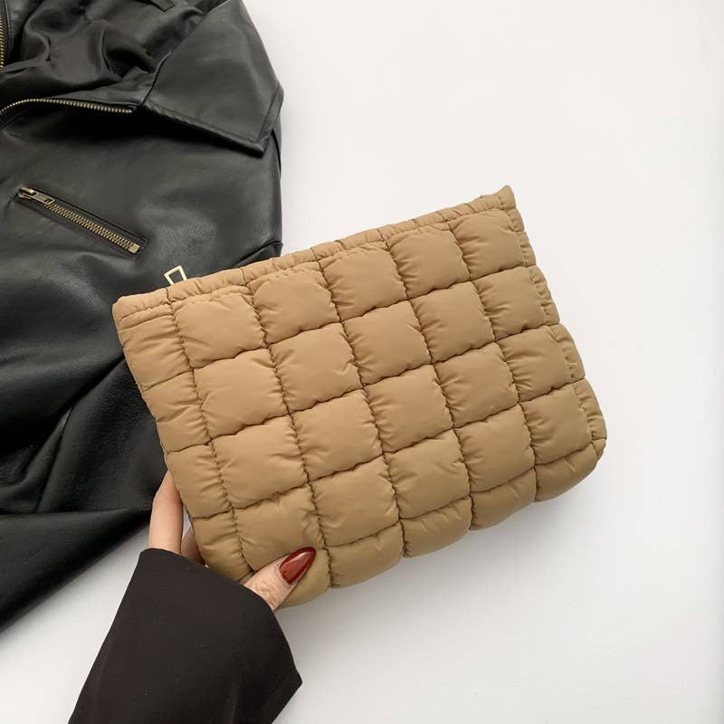 QUILTED PUFFY COSMETIC MAKEUP POUCH CLUTCH BAG | 40P538: Beige