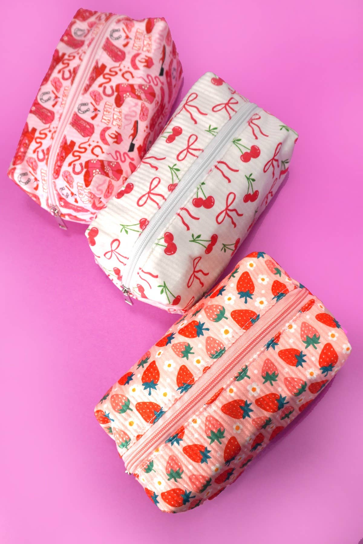 STRAWBERRY WESTERN BOW MAKEUP COSMETIC POUCH BAG | 40P544: RED STRAWBERRY