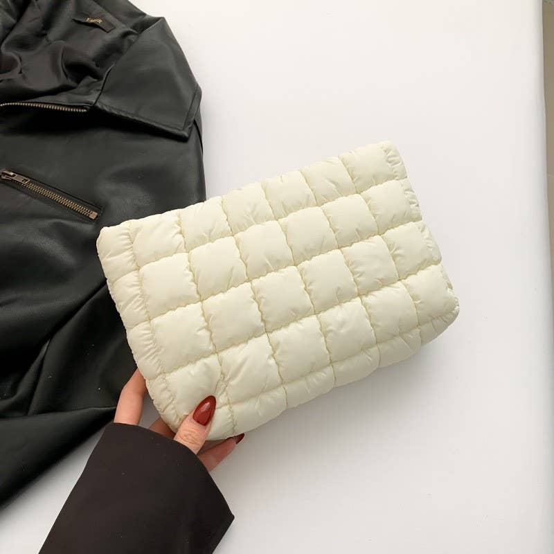 QUILTED PUFFY COSMETIC MAKEUP POUCH CLUTCH BAG | 40P538: Beige