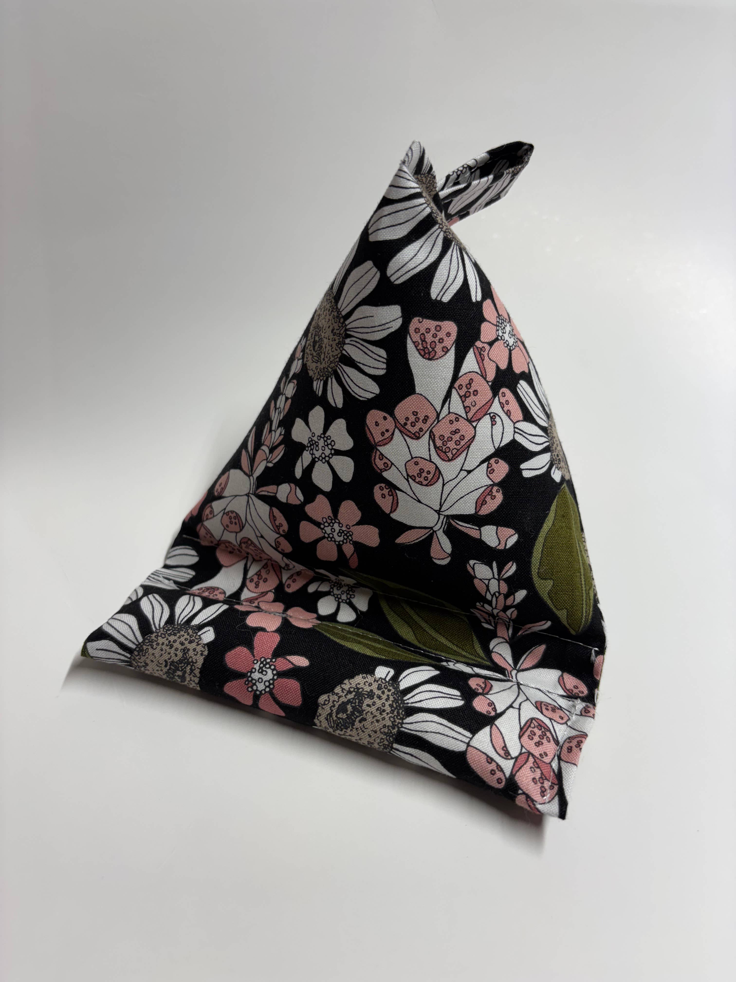 Phone Stands: Dairy farm