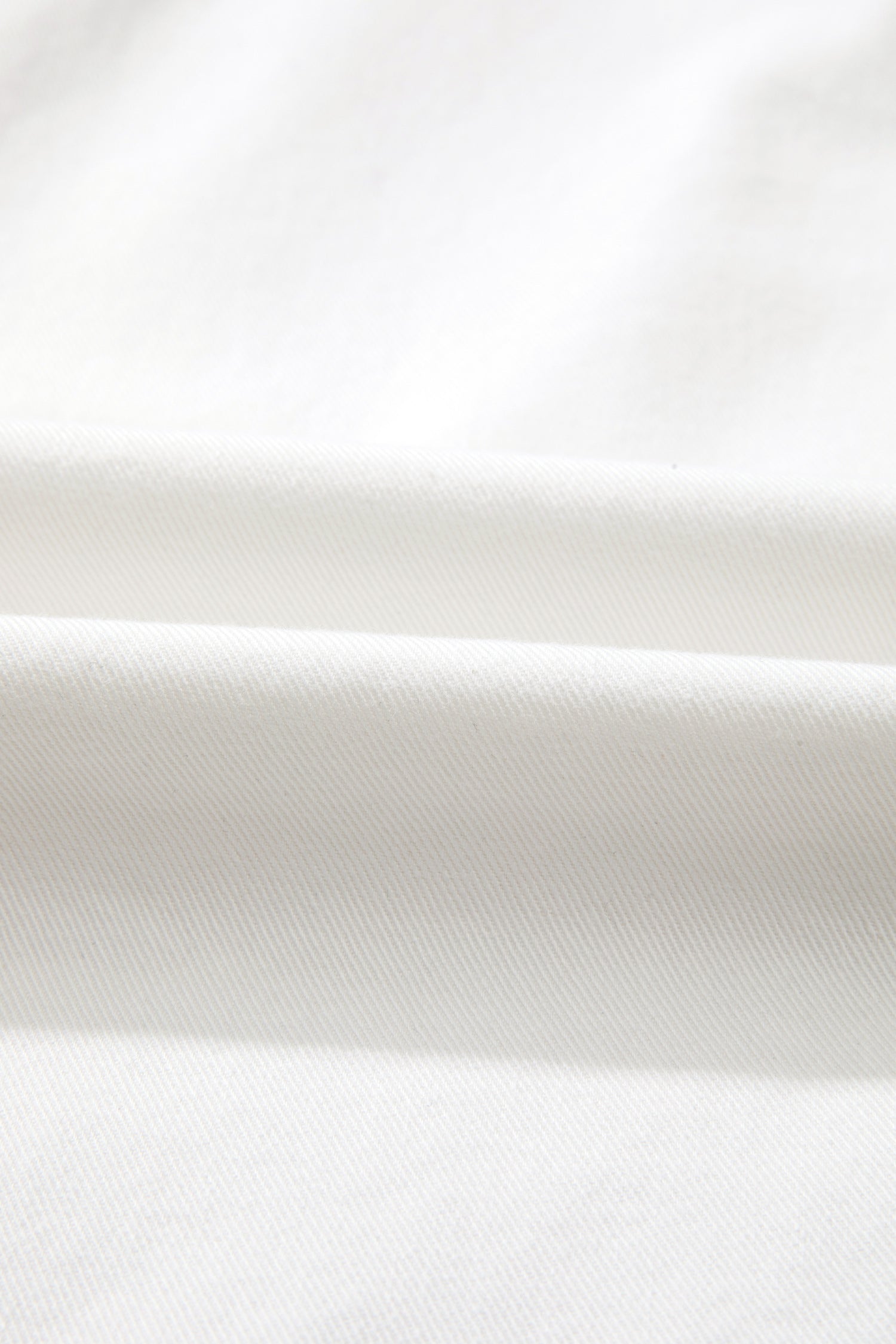 White Frilled Collar Flutter Sleeve Top