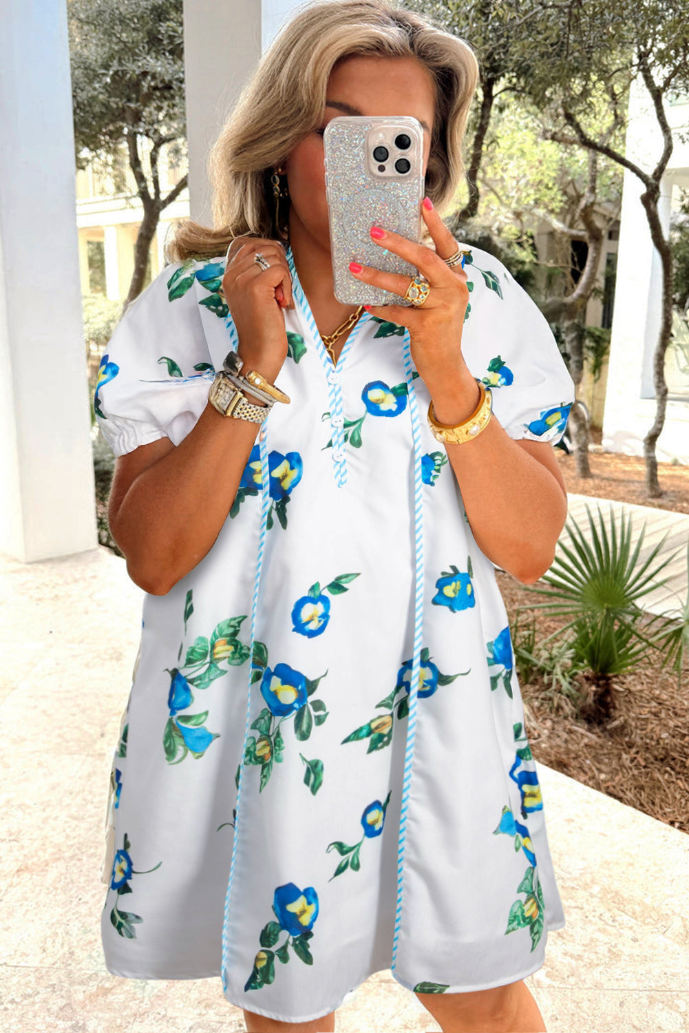 White Plus Size Floral Puff Sleeve Dress