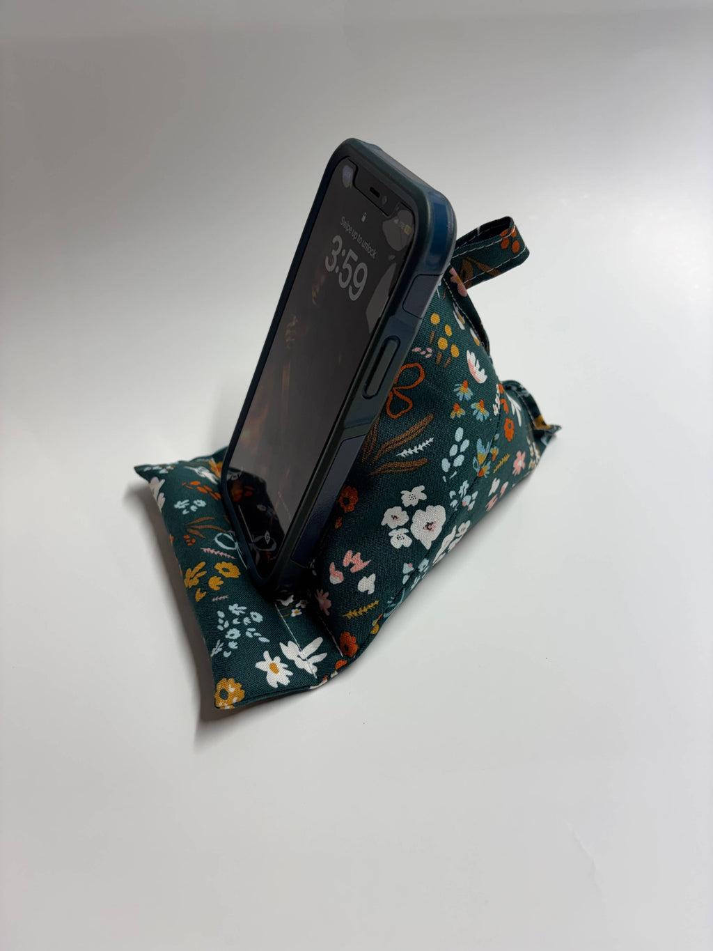 Phone Stands: Chicken coop