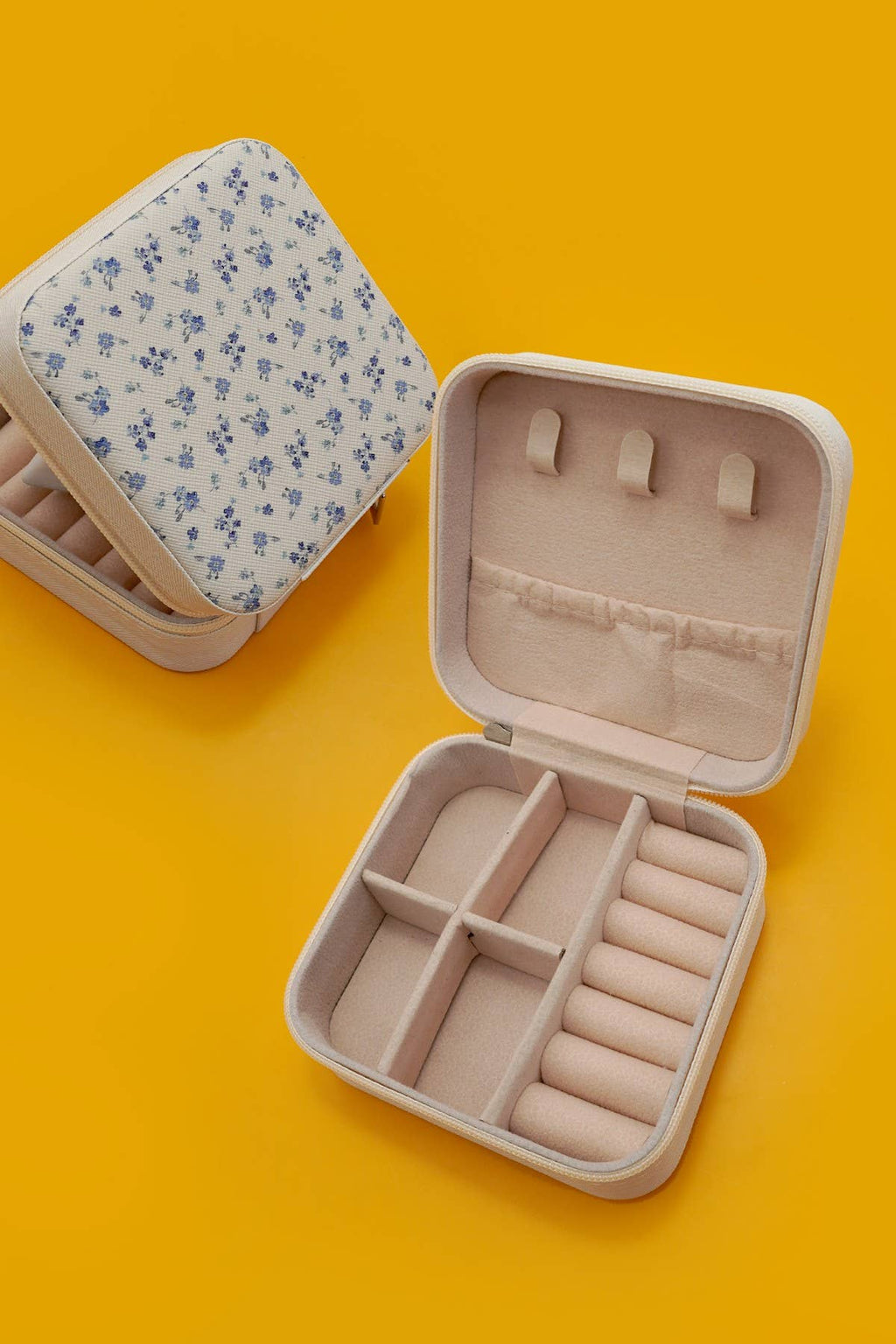 DESIGNED JEWELRY ORGANIZER TRAVEL BOX CASE | 40P566: BOW LT PINK