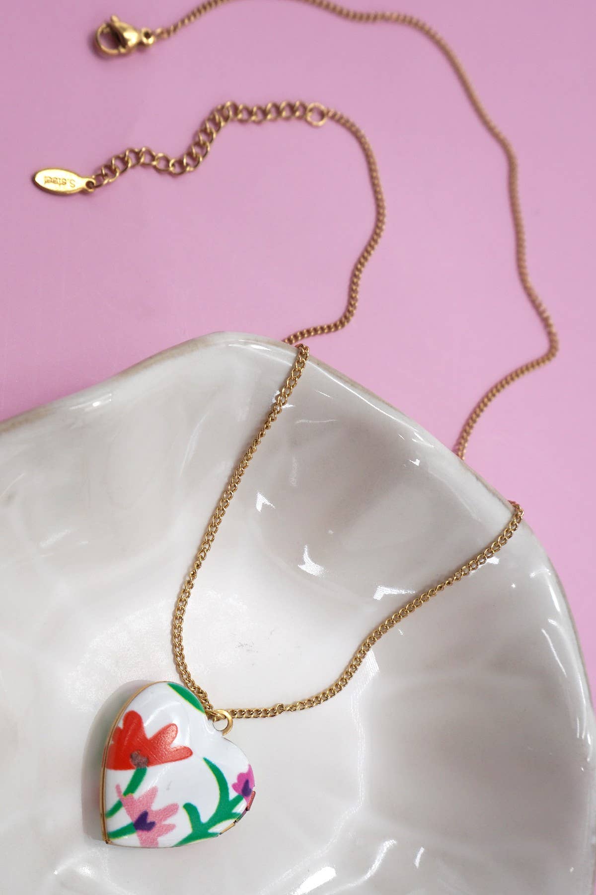 18K STAINLESS STEEL TARNISH FREE LOCKET NECKLACE | 40NK9469: MOM