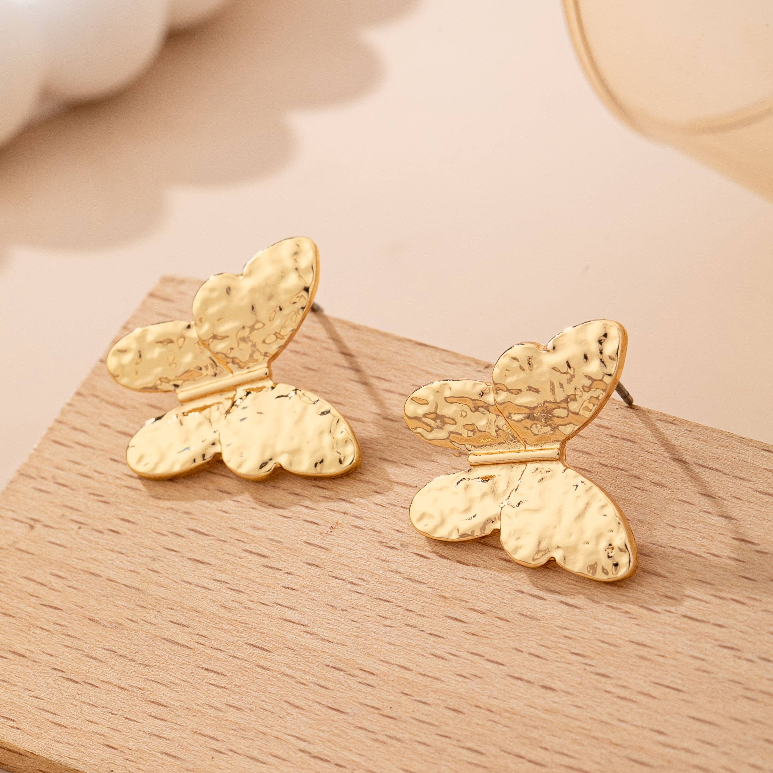 Textured Gold Butterfly Stud Earrings | 80E62062: Gold