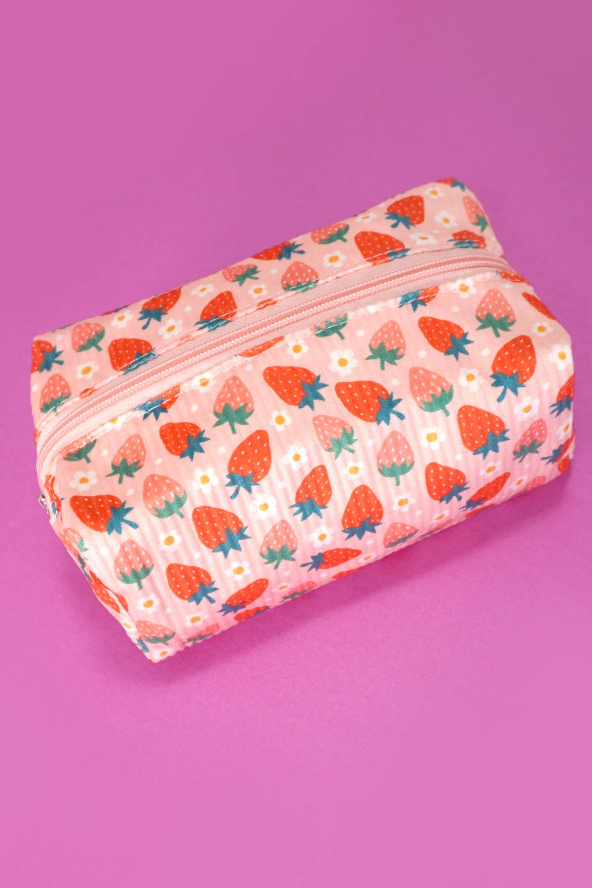 STRAWBERRY WESTERN BOW MAKEUP COSMETIC POUCH BAG | 40P544: RED STRAWBERRY