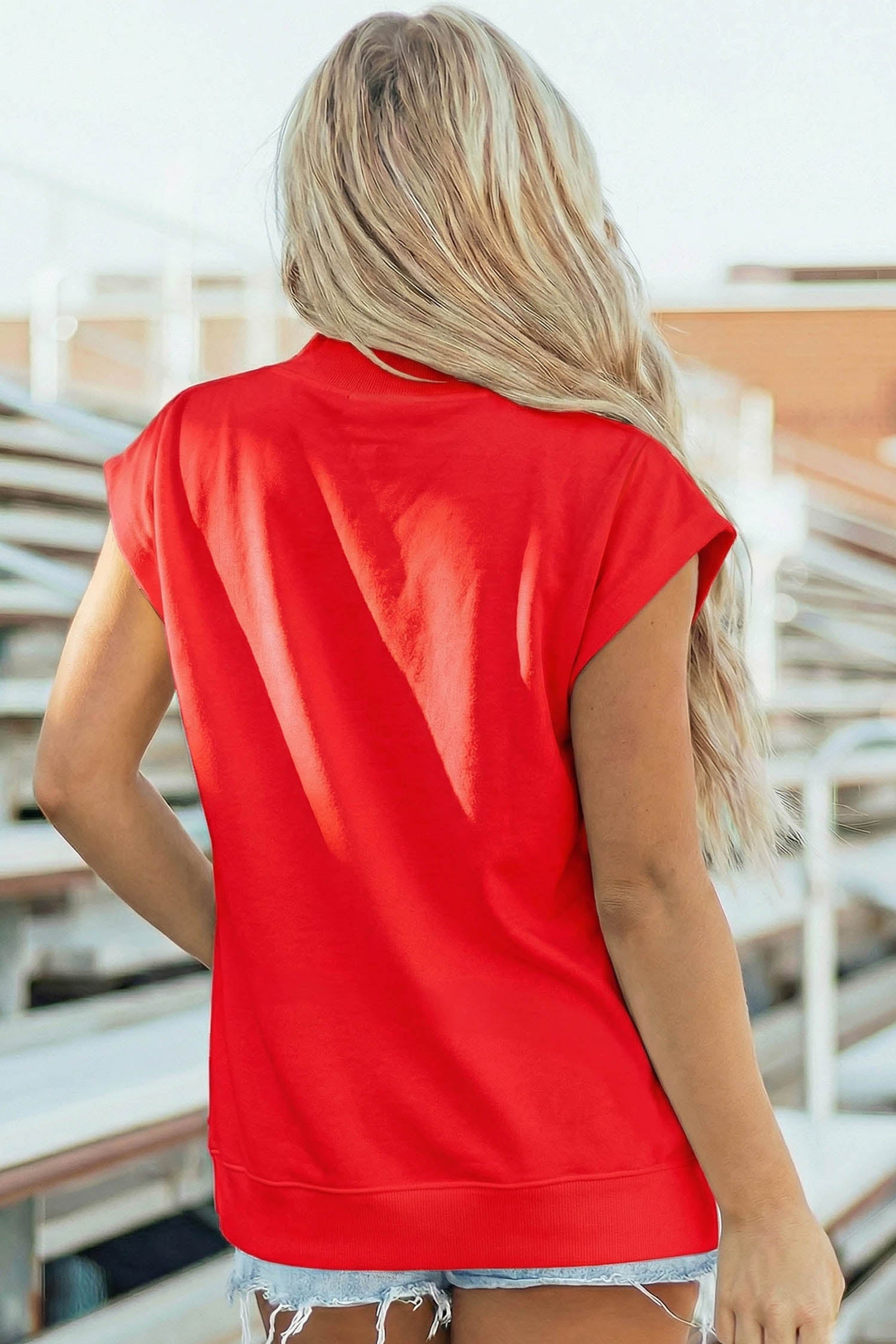 GEORGIA Letter Game Day High Neck Short Sleeve Top