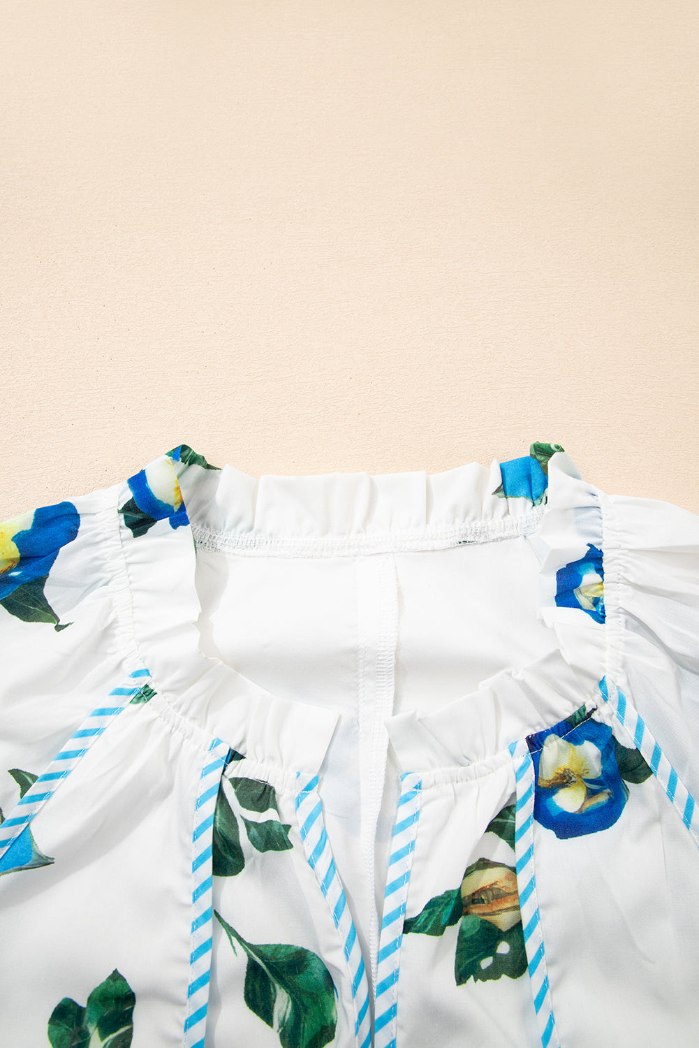 White Plus Size Floral Puff Sleeve Dress