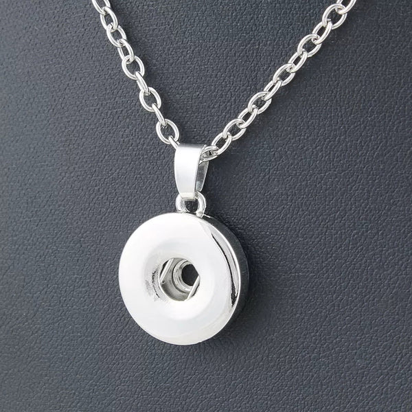 Classic Snap Pendant Necklace with 18 inch nickel free chain 18mm