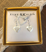 Heart necklace set
